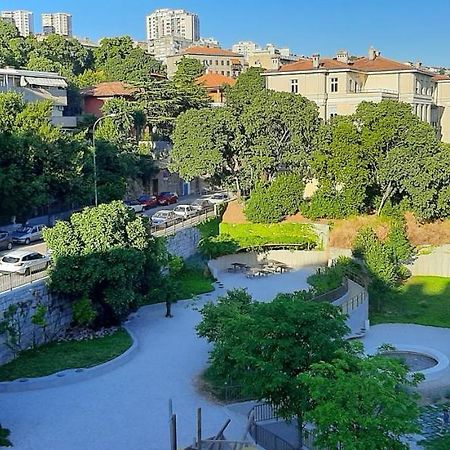 Apartment Pomerio Rijeka Buitenkant foto
