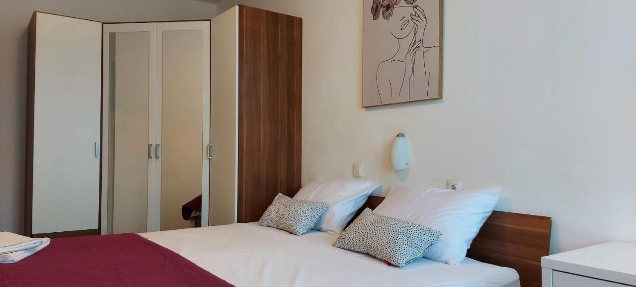 Apartment Pomerio Rijeka Buitenkant foto